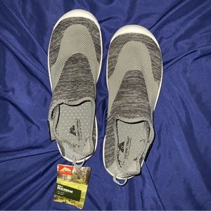 New Men’s Ozark Trail Water Aqua Shoes Beachwear outdoor lightweight 7-8